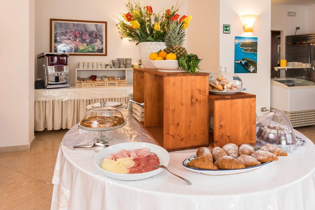 Albergo Villa A Mare Peschici Luaran gambar